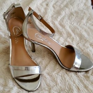 Candie's high heels shoes size 6